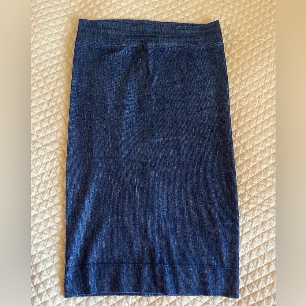Karen Michelle’s Sm
Pencil skirt